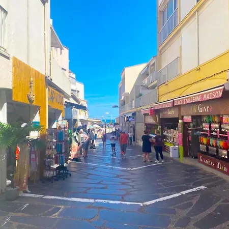 A 100m De La A4, Rez-de-chaussee